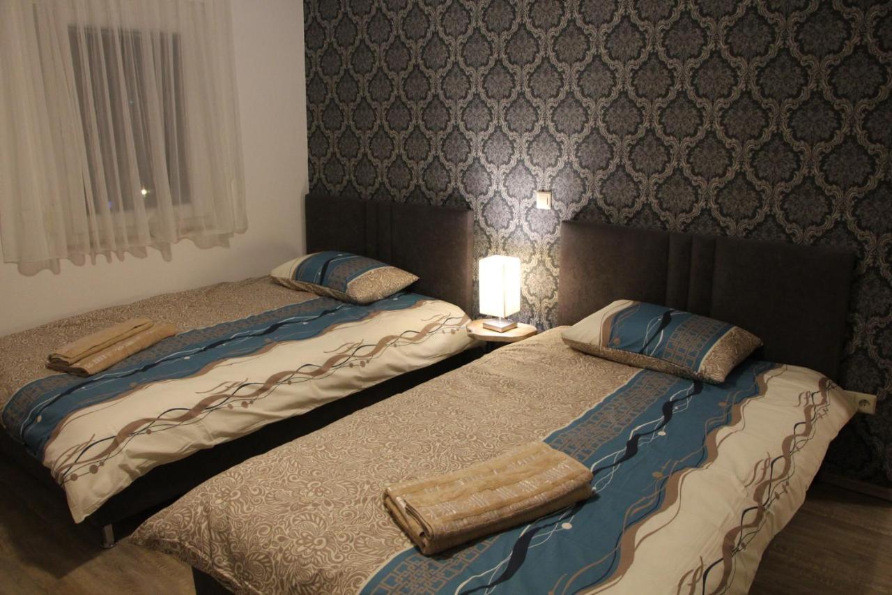Ermis Apartments メッツィンゲン エクステリア 写真